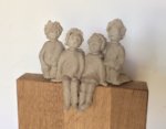 beeldje 3 broers en zus